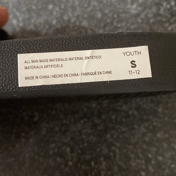 Philadelphia Eagles Youth Colorblock Big Logo Gel Slide - Picture 8 of 8